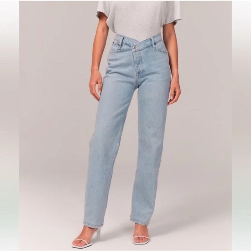 Abercrombie & Fitch Dad‎ High Rise Jeans Size 10S Curve Love Asymmetrical Waist